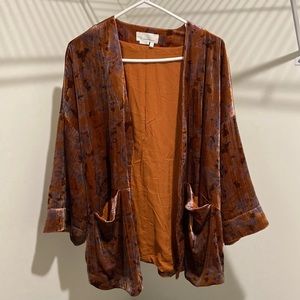 Anthropologie crushed velvet kimono